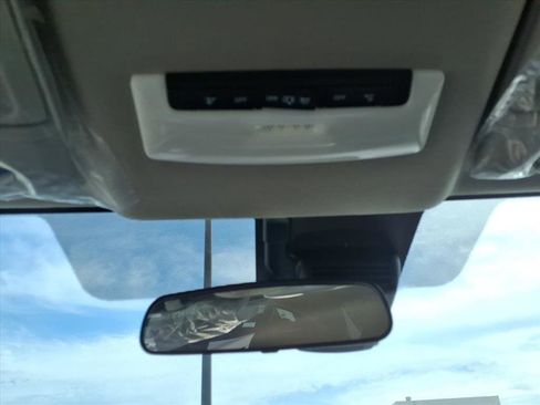 New 2025 Nissan Versa SV w/ Trunk Package image 25