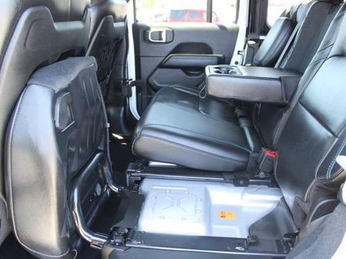 Used 2021 Jeep Wrangler Unlimited Rubicon 4xe w/ Cold Weather Group AWD/4WD image 48