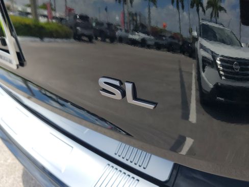 New 2025 Nissan Rogue SL w/ SL Premium Package image 8