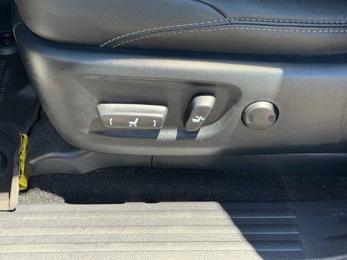 Used 2024 Toyota 4Runner SR5 Premium w/ Moonroof Package AWD/4WD image 16