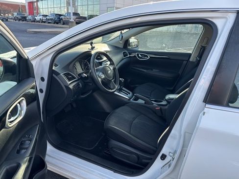 Certified 2018 Nissan Sentra SV image 14