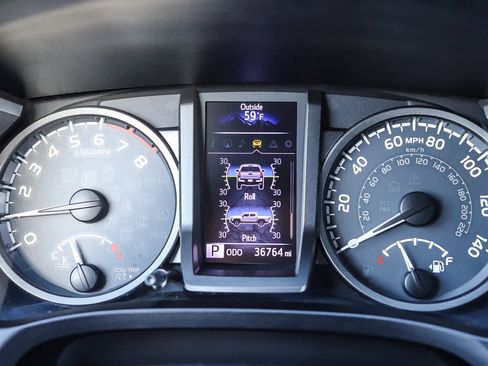 Used 2019 Toyota Tacoma TRD Off-Road image 24