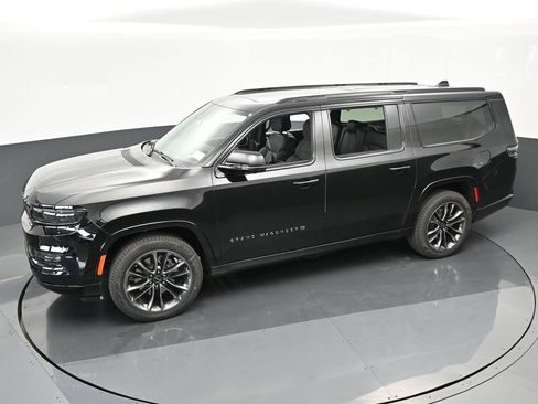 Used 2024 Jeep Grand Wagoneer L Series II w/ Quick Order Packagew 28T image 51