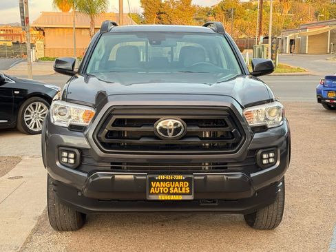 Used 2023 Toyota Tacoma SR AWD/4WD image 4