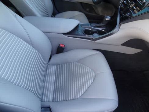 Used 2024 Toyota Camry SE w/ Cold Weather Package FWD image 24