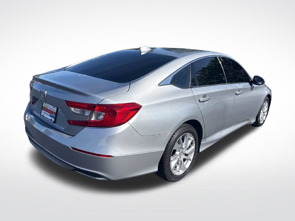 Used 2018 Honda Accord LX image 5