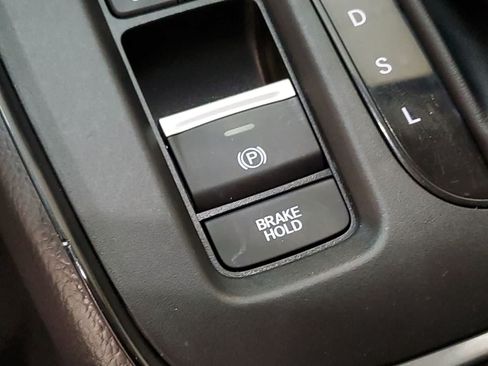 Certified 2025 Honda CR-V LX image 30