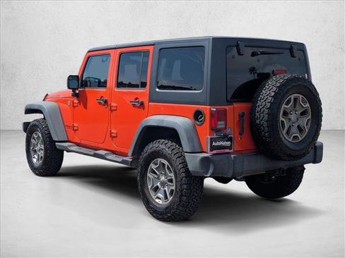 Used 2015 Jeep Wrangler Unlimited Rubicon w/ Connectivity Group AWD/4WD image 8