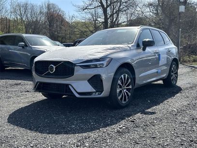 New 2025 Volvo XC60 B5 Core w/ Protection Package Premier