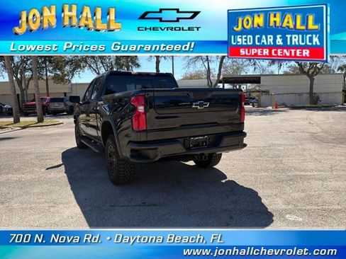 Used 2025 Chevrolet Silverado 1500 ZR2 w/ Technology Package image 10
