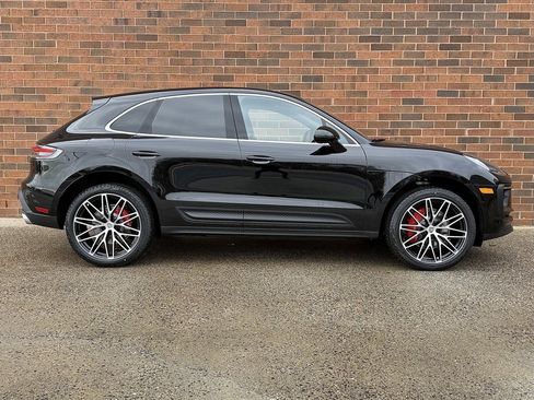 New 2026 Porsche Macan S image 8