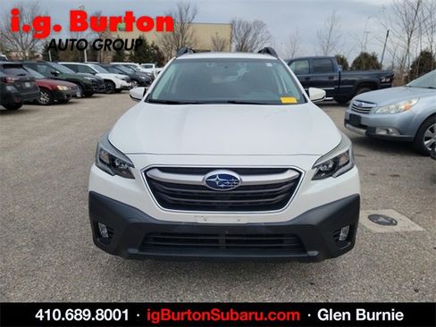 Used 2021 Subaru Outback Premium image 2