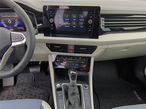 New 2026 Volkswagen Jetta SE image 14