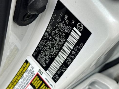 Used 2021 Lexus ES 300h w/ Premium Package image 24