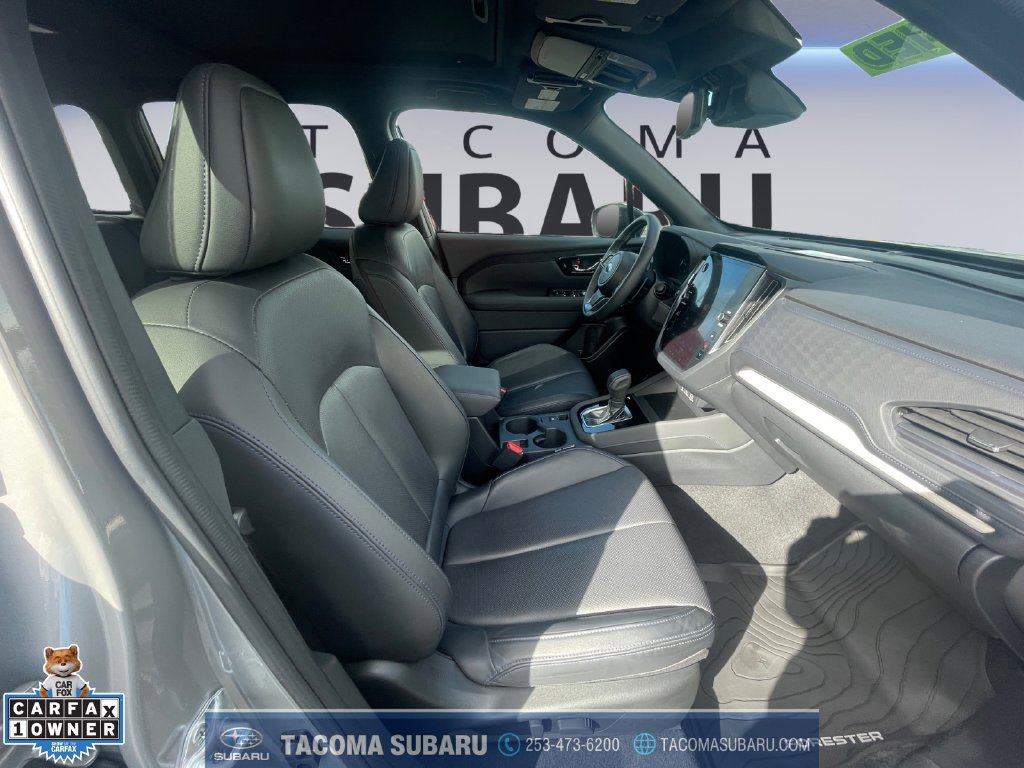 Used 2025 Subaru Forester Limited AWD/4WD image 17