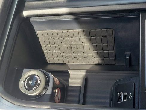 Certified 2025 Ford Expedition Max Active image 30