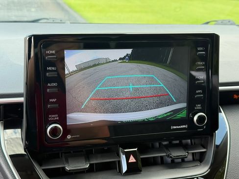 Used 2022 Toyota Corolla LE FWD image 21
