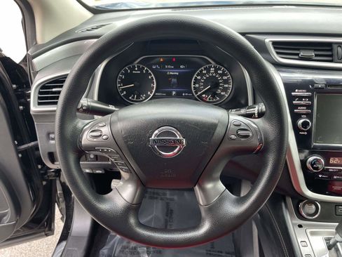 Used 2021 Nissan Murano S image 7