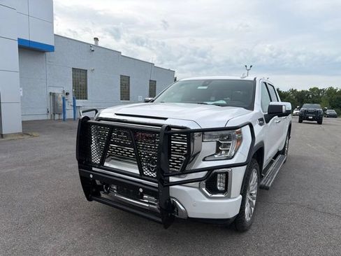 Used 2019 GMC Sierra 1500 Denali w/ Denali Ultimate Package AWD/4WD image 3