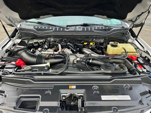 Used 2019 Ford F350 Platinum w/ Platinum Ultimate Package image 30