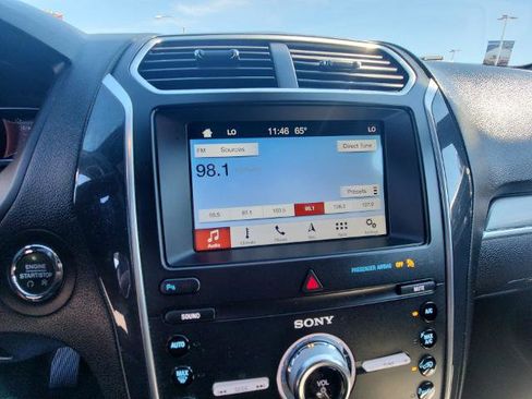 Used 2019 Ford Explorer Sport image 13