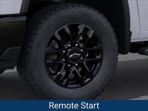 New 2026 Chevrolet Silverado 2500 LTZ w/ LTZ Plus Package AWD/4WD image 10