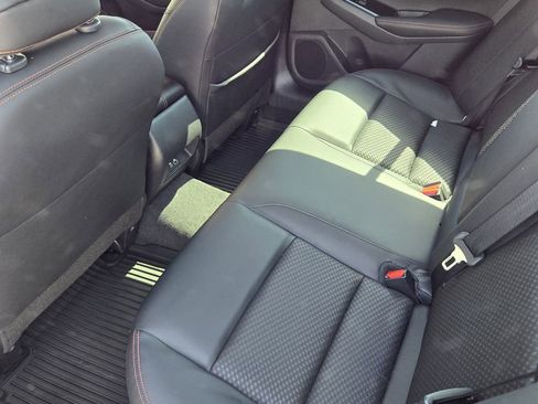 Used 2025 Nissan Altima 2.5 SR image 14