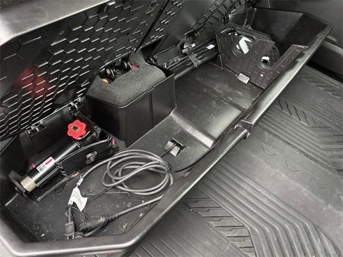 Used 2022 Chevrolet Silverado 1500 LT Trail Boss w/ LT Trail Boss Premium Package image 37