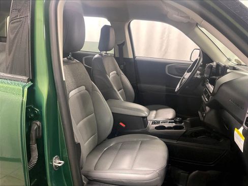 Used 2025 Ford Bronco Sport Badlands image 11