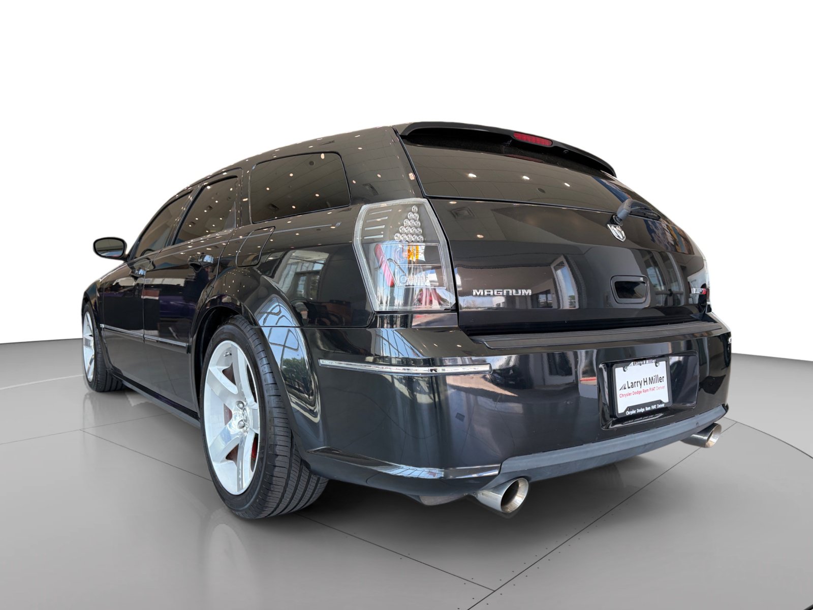 Used 2006 Dodge Magnum SRT8 w/ SRT Option Group III RWD image 4