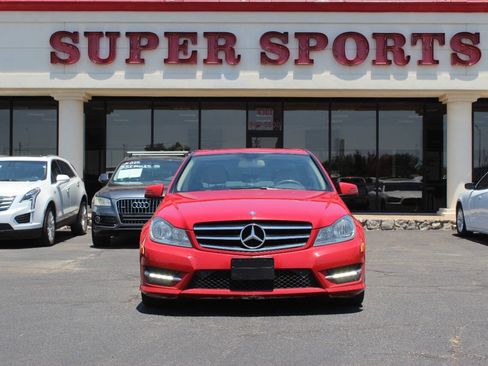 Used 2014 Mercedes-Benz C 300 4MATIC Sedan image 3