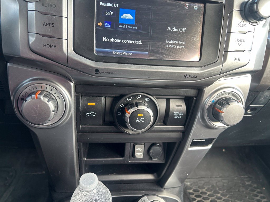 Used 2015 Toyota 4Runner SR5 AWD/4WD image 25