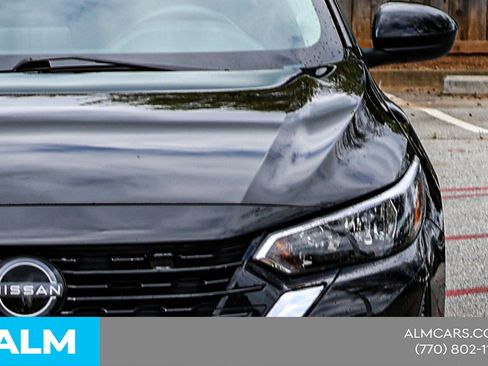 Used 2025 Nissan Sentra SV image 15