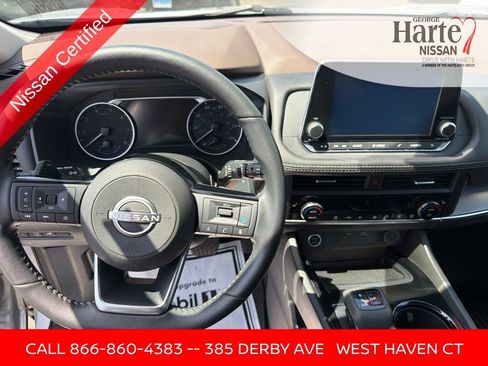 Certified 2023 Nissan Rogue SV w/ SV Premium B Package AWD/4WD image 13