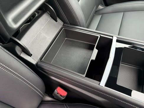 New 2026 Chevrolet Traverse LT w/ LPO, Floor Liner Package AWD/4WD image 13