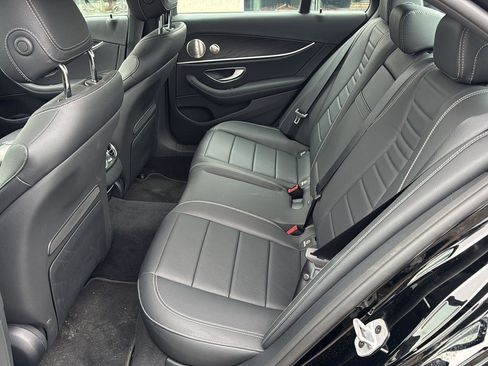 Certified 2021 Mercedes-Benz E 350 4MATIC Sedan image 6