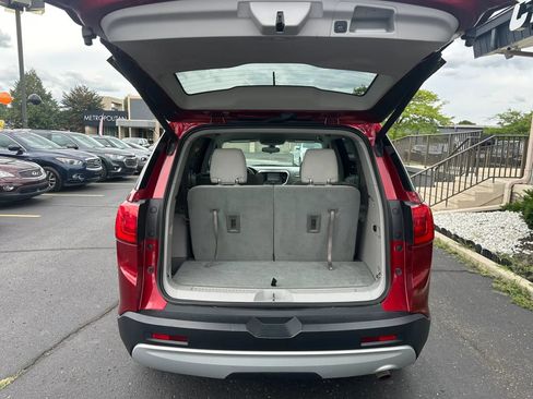 Used 2019 GMC Acadia SLE FWD image 7