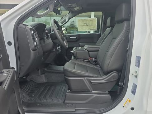 Used 2025 GMC Sierra 1500 Pro w/ Pro Value Package AWD/4WD image 18