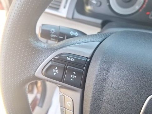 Used 2015 Honda Odyssey EX image 14