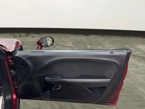 Used 2023 Dodge Challenger SRT Hellcat RWD image 17