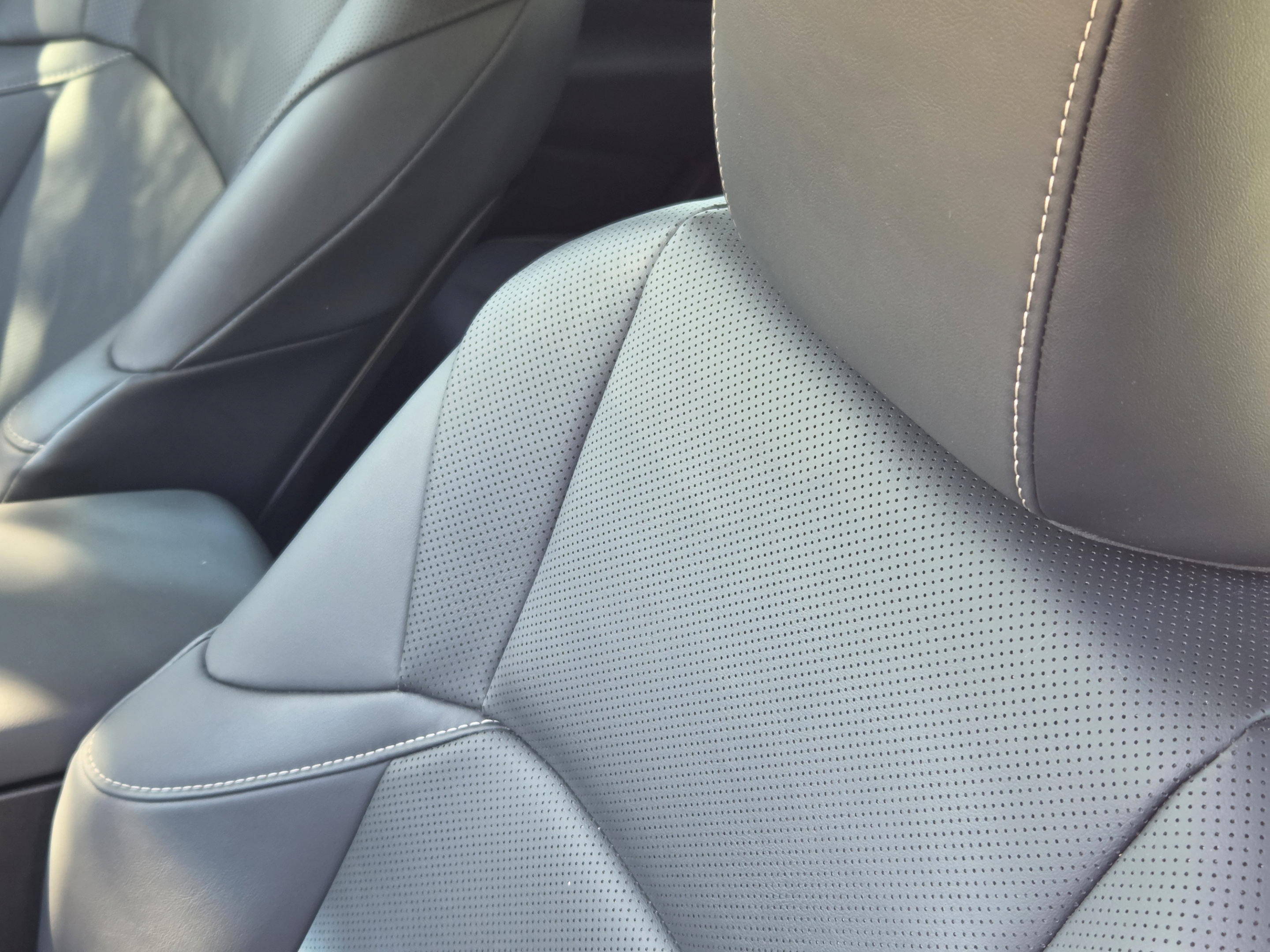 Used 2024 Lexus ES 350 w/ Premium Package FWD image 7