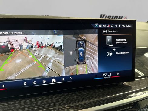 Used 2025 BMW X7 xDrive40i w/ M Sport Package image 36