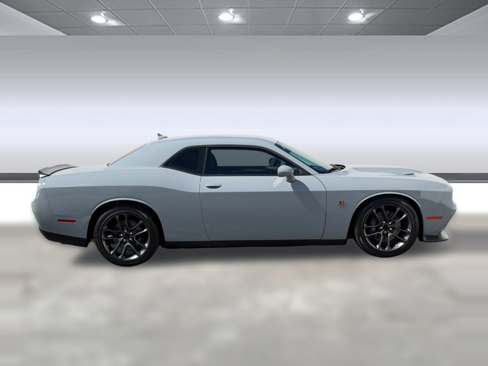 Used 2022 Dodge Challenger R/T Scat Pack w/ Plus Package RWD image 7