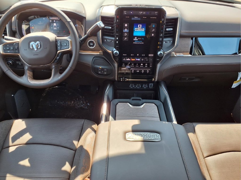 New 2027 RAM 2500 Limited AWD/4WD image 7