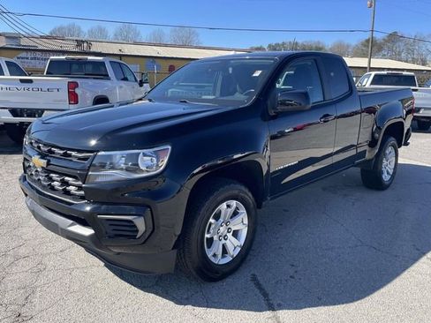 Used 2022 Chevrolet Colorado LT w/ Fleet Safety Package image 9