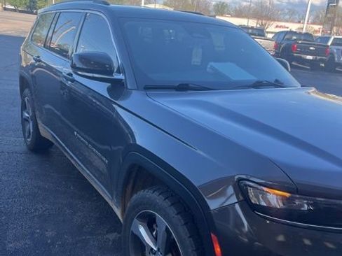 Used 2021 Jeep Grand Cherokee L Limited image 3