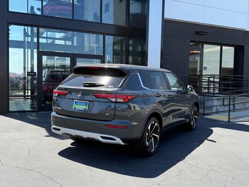 Used 2024 Mitsubishi Outlander SE AWD/4WD image 8
