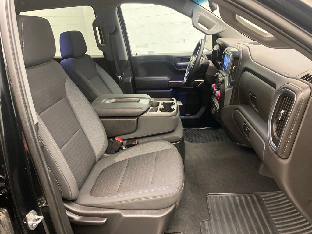 Used 2022 Chevrolet Silverado 1500 LT AWD/4WD image 21