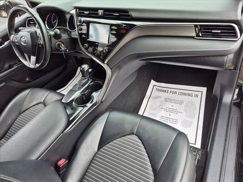 Used 2020 Toyota Camry SE FWD image 20