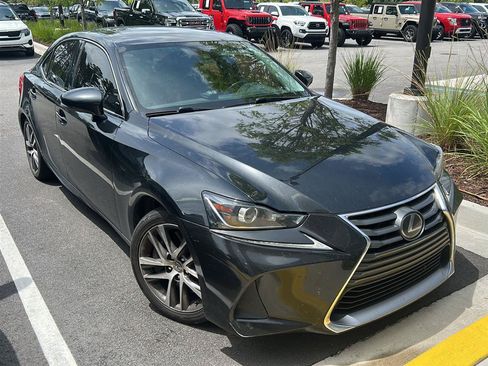 Used 2020 Lexus IS 300 w/ Accessory Package 2 RWD image 9